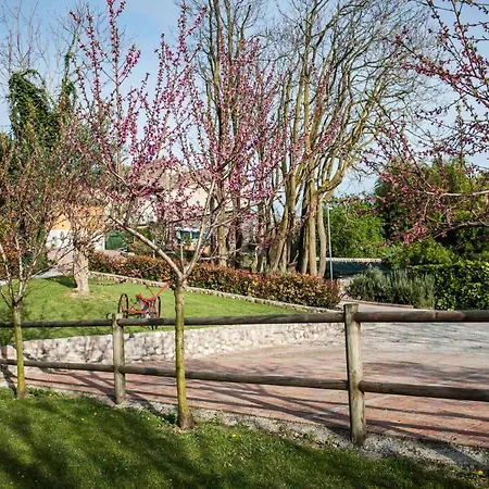 Casa Borgo Di Calmasino Apartamento