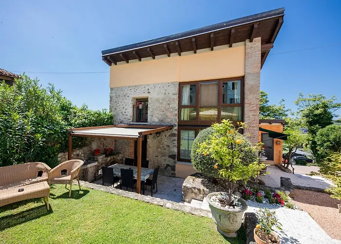 Casa Borgo Di Calmasino * Bardolino
