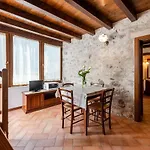 Casa Borgo Di Calmasino * 바르돌리노