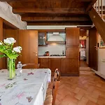 Lejlighed Casa Borgo Di Calmasino Bardolino
