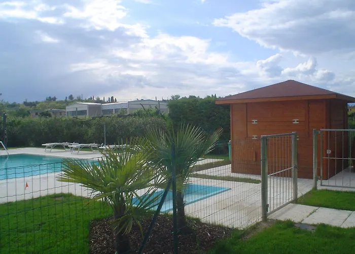 Casa Borgo Di Calmasino