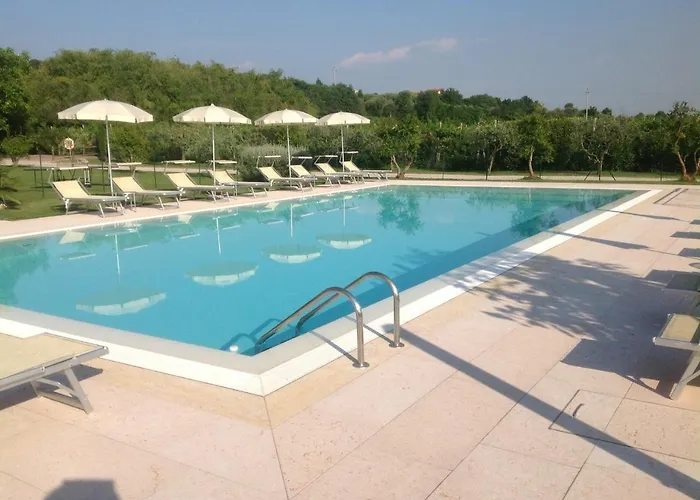 Casa Borgo Di Calmasino Апартаменти *